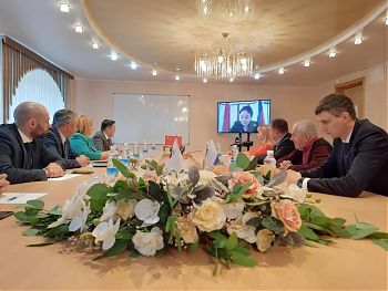 ДВФ ВАВТ - «Встреча с генеральным консулом Китайской народной республики во Владивостоке»